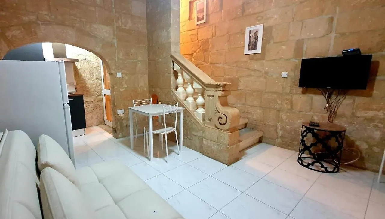 Valletta Lucia Townhouse 0*,  Malta